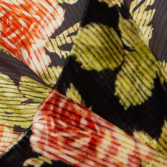 PACO Rabanne - Brown / Pink Multi Silk & Velvet Mixed Media Floral Rose V-Neck - Picture 12 of 14